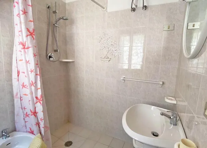 Antonella Aparthotel 3*