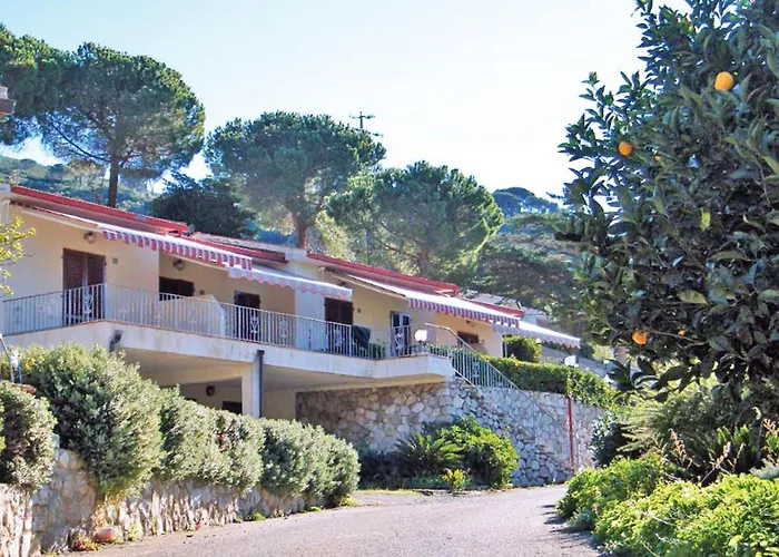 Antonella Aparthotel 3*