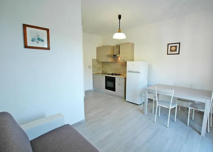 Antonella Aparthotel 3*