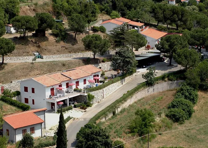 Antonella Apartmanhotel 3*